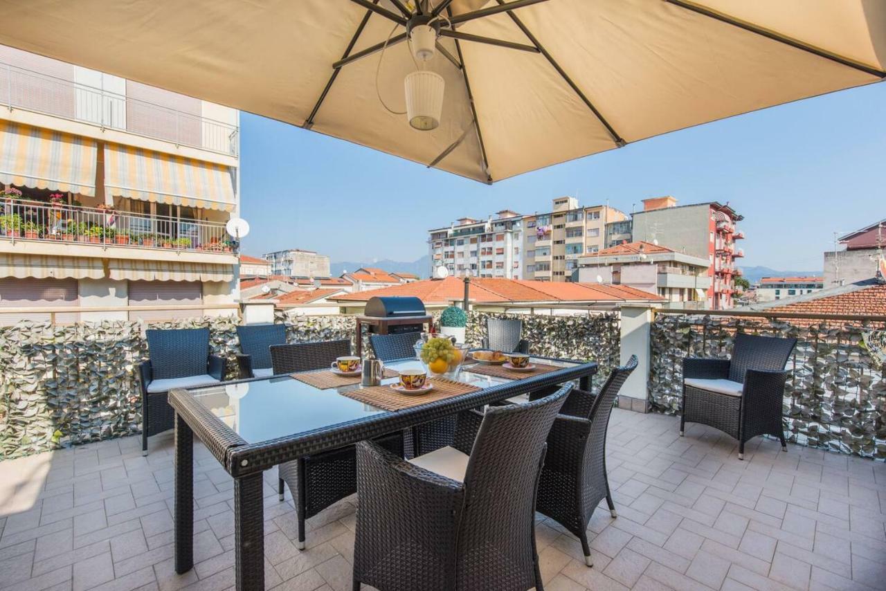 Altido Apt For 8 With Huge Terrace In Old Town Of וירג'יו מראה חיצוני תמונה